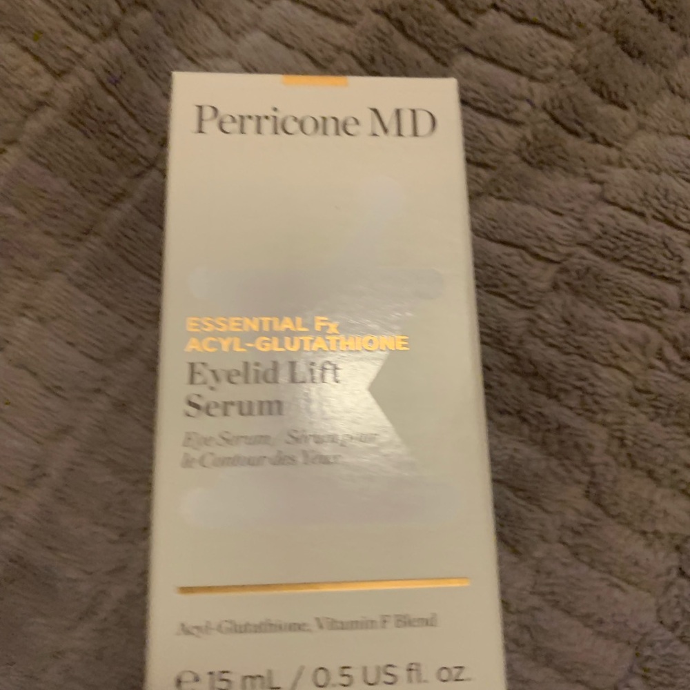 Perricone MD Essential Fx Eyelid Lift Serum - Cream and Gold - Picture 2 of 5